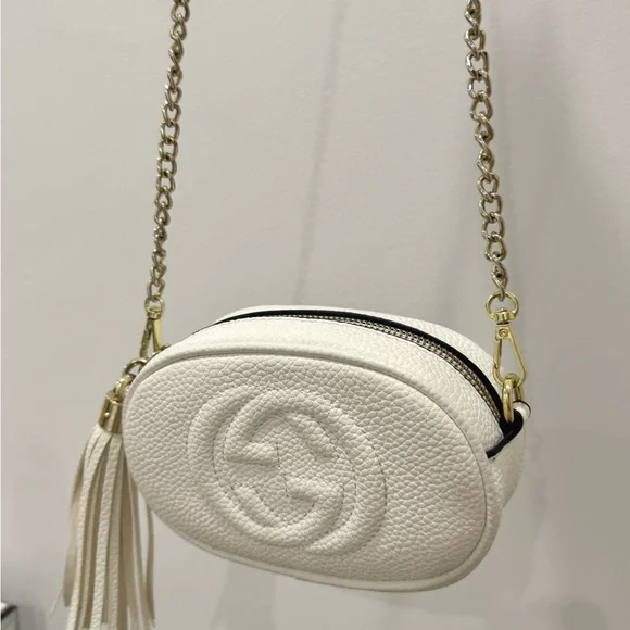Elegant White Crossbody Bag - Picture 2 of 5
